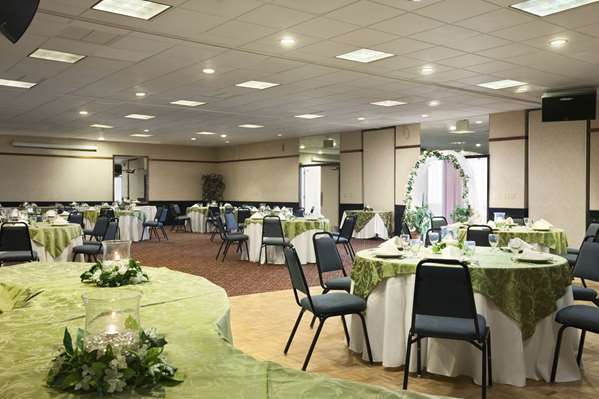  - Ramada Inn Bangor - I-95, Exit 182B