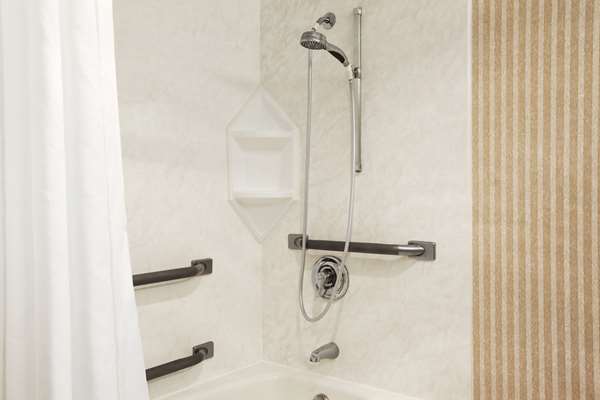  - Ramada Inn Bangor - I-95, Exit 182B