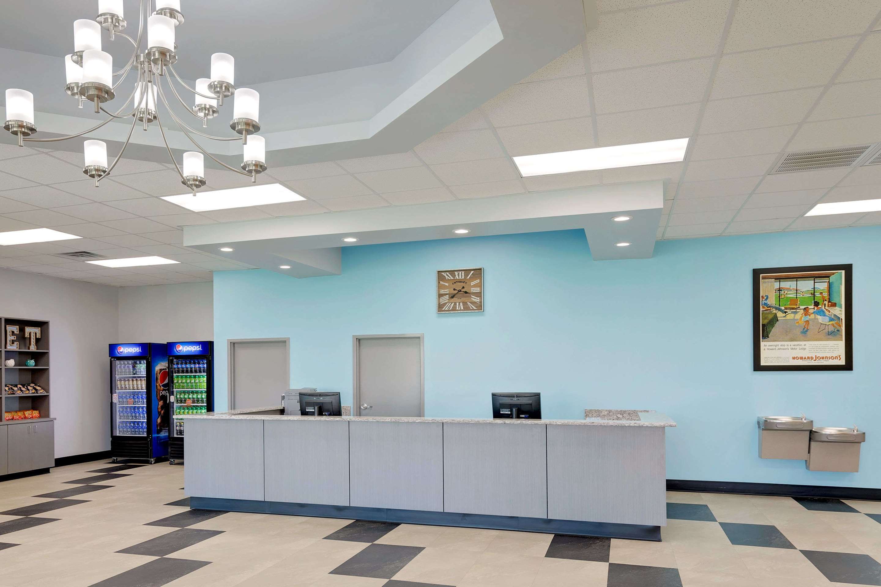 Lobby | Howard Johnson by Wyndham Florence