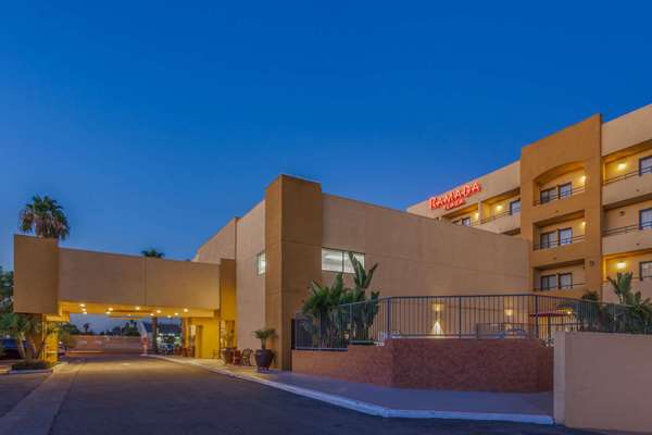 Exterior view - Ramada Plaza Hotel Garden Grove