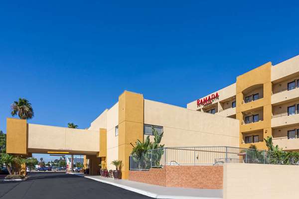 Exterior view - Ramada Plaza Hotel Garden Grove