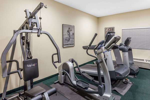 Fitness/ Exercise Room - Ramada Plaza Hotel Garden Grove