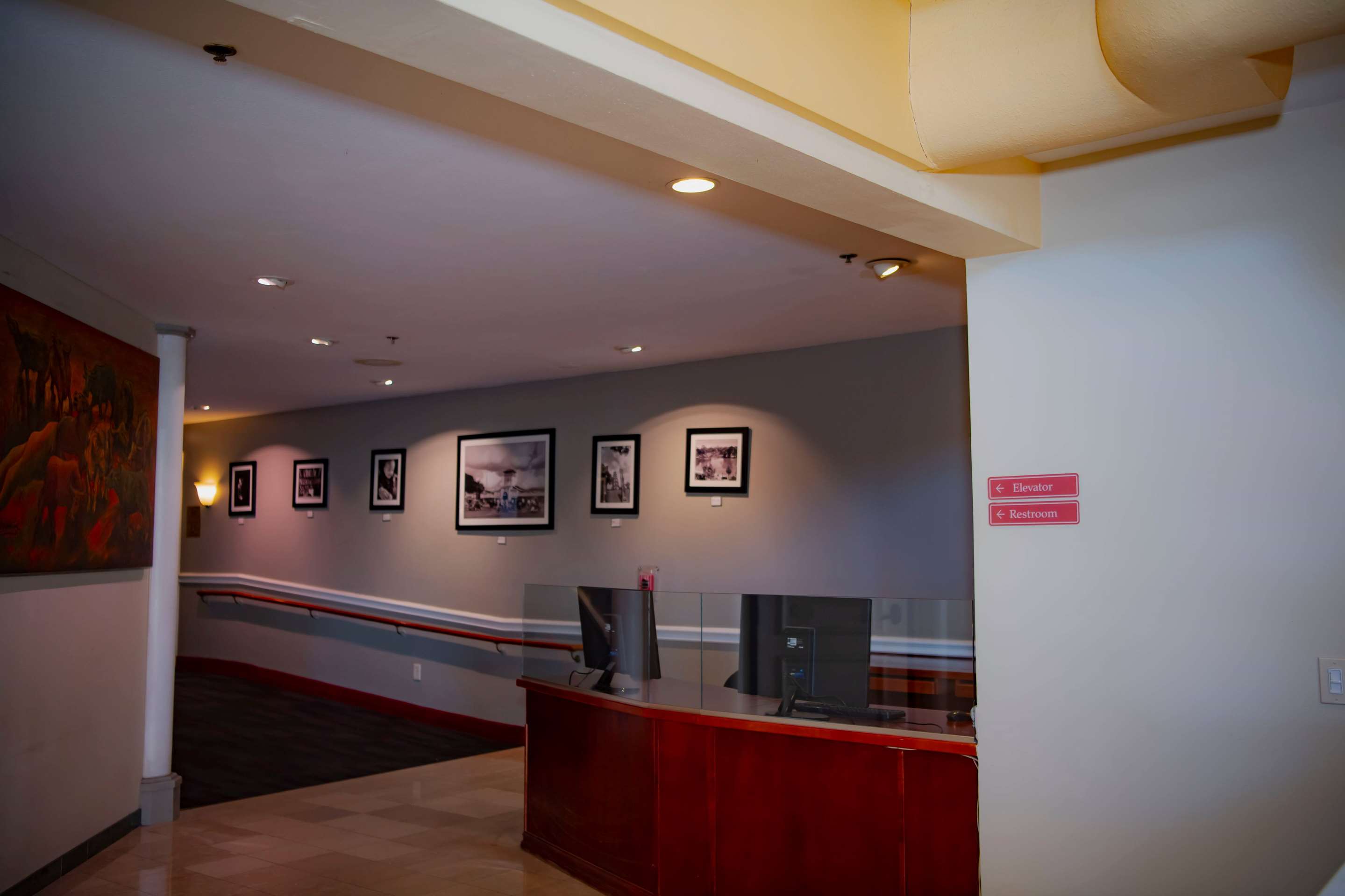 Business Center | Ramada Plaza by Wyndham Garden Grove/Anaheim South