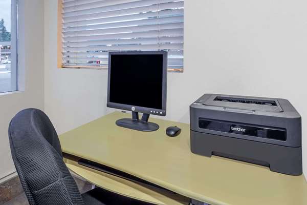 Conference Area - Days Inn University Bellingham - I-5, Exit 252