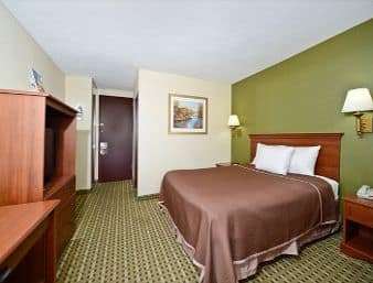  - Howard Johnson Inn Clifton