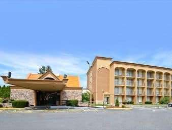 Exterior view - Howard Johnson Inn Clifton