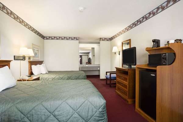  - Ramada Inn Batesville