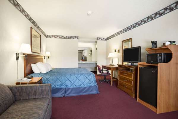  - Ramada Inn Batesville