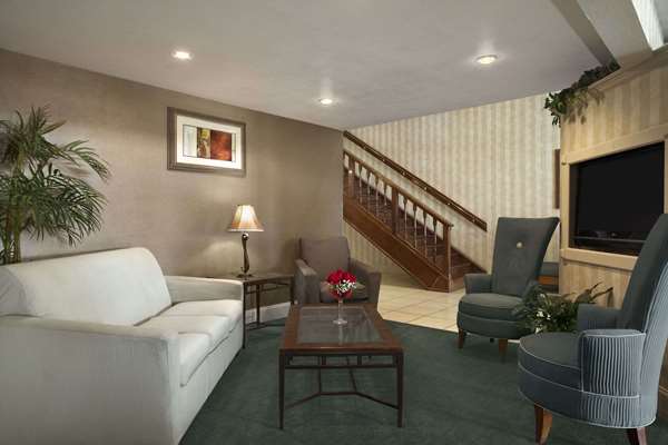 Bar - Ramada Inn Del Rio