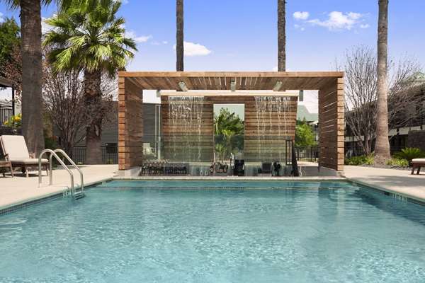 Pool - Ramada Inn Del Rio