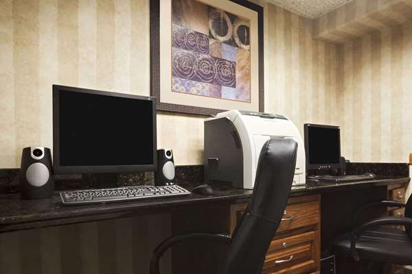  - Ramada Inn Del Rio