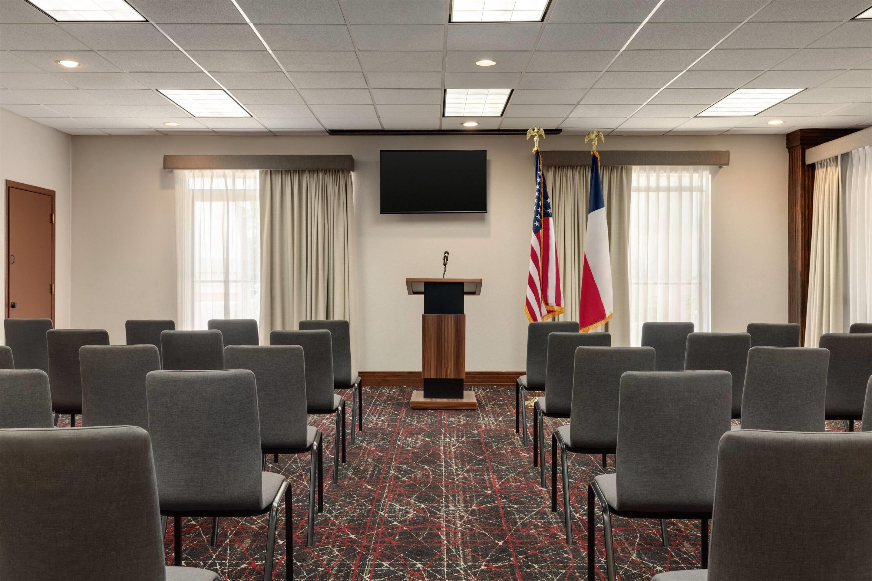 Meeting Room | Ramada by Wyndham Del Rio