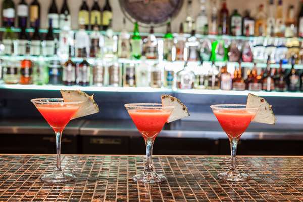 Bar - Ramada Inn Fredericton