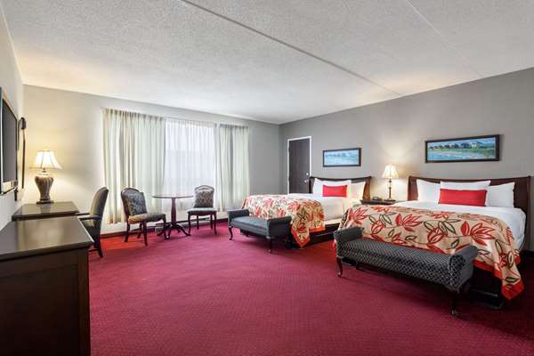 Suite - Ramada Inn Fredericton