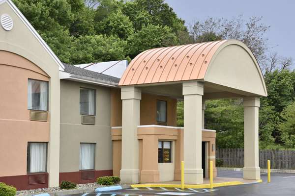 Exterior view - Howard Johnson Inn & Suites Allentown - I-78, Exit 54