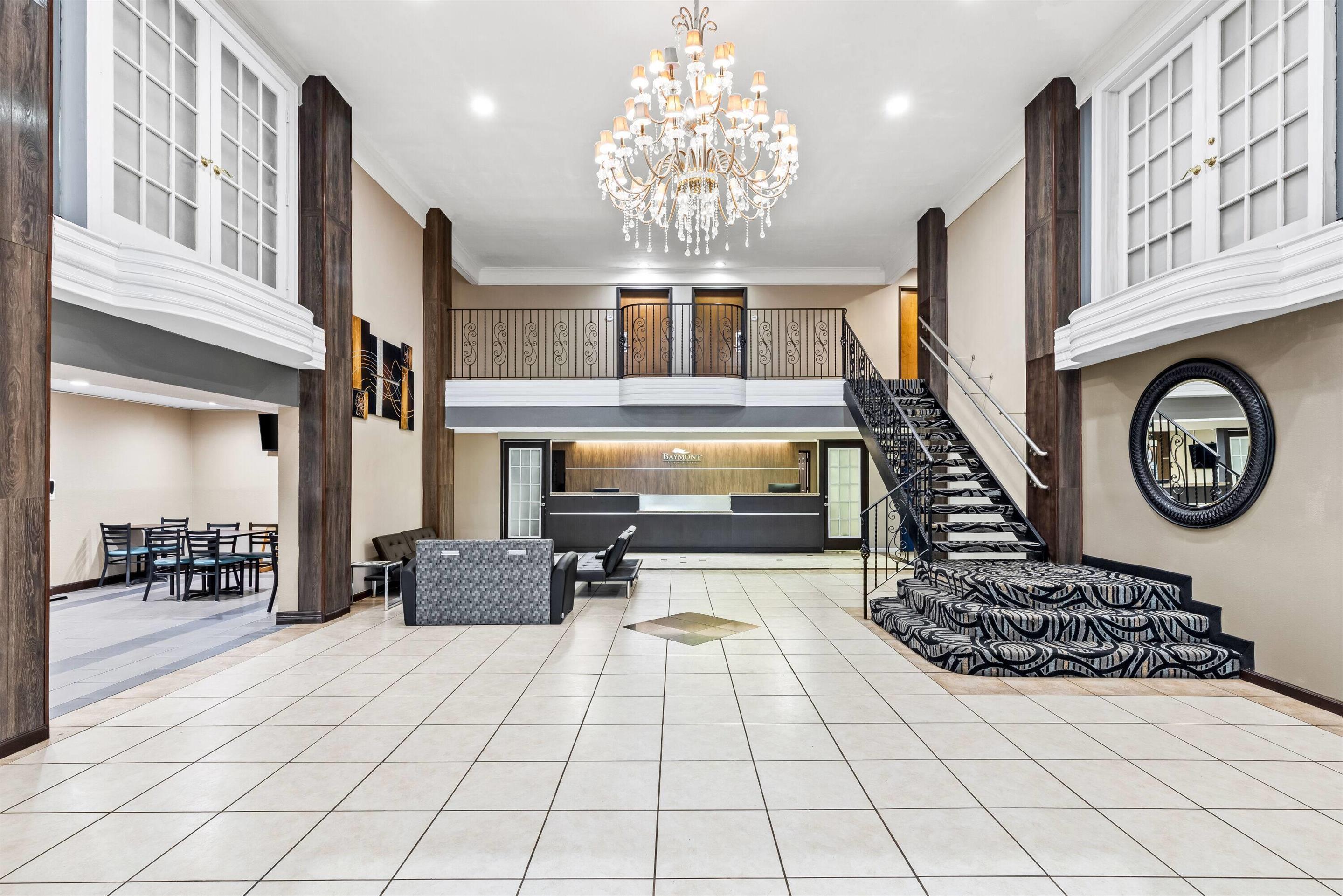 Lobby | Baymont by Wyndham Port Arthur