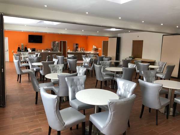  - Howard Johnson Inn Harrisburg - I-283, Exit 2