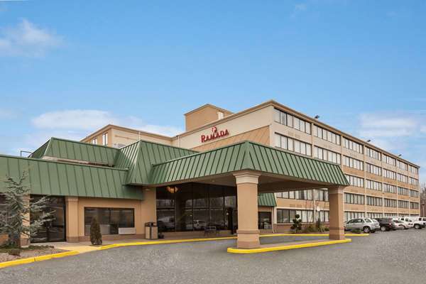 Exterior view - Ramada Inn Rochelle Park