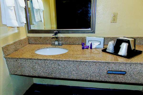  - Knights Inn Antioch - I-24, Exit 59