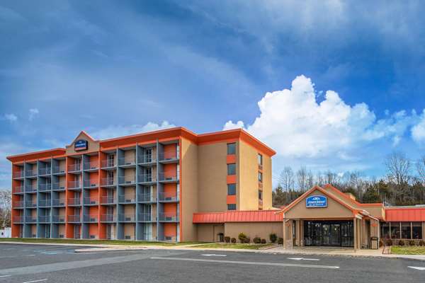 Exterior view - Howard Johnson Inn Lexington - I-64 & I-81, Exit 195