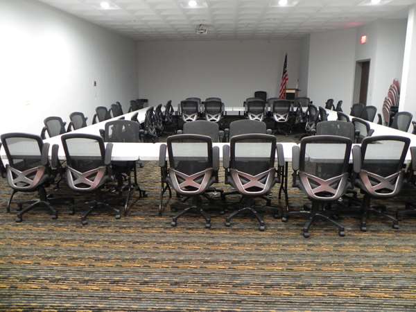  - Howard Johnson Inn Lexington - I-64 & I-81, Exit 195