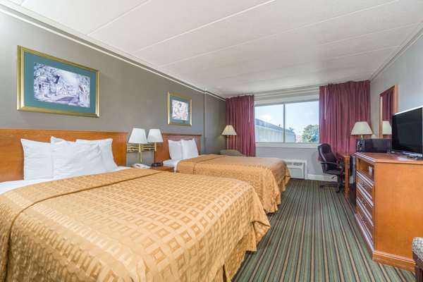  - Days Inn Suites Reynoldsburg - I-70, Exit 110
