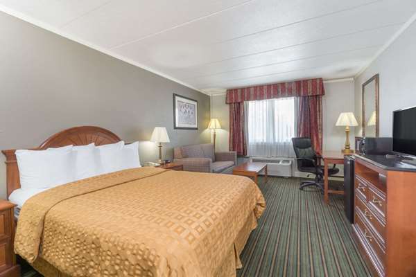  - Days Inn Suites Reynoldsburg - I-70, Exit 110