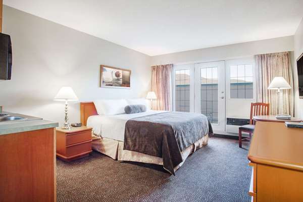  - Super 8 Hotel Castlegar