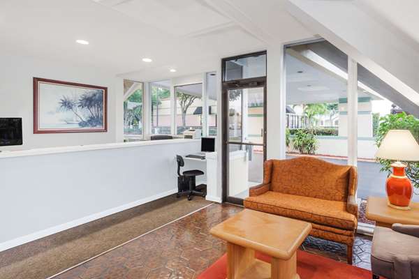  - Howard Johnson Express Inn Vero Beach