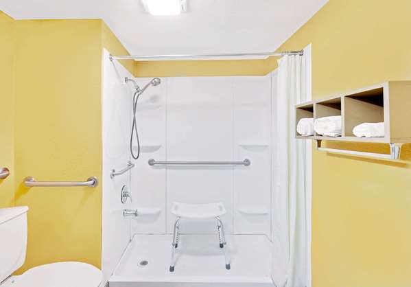  - Days Inn Morrilton - I-40, Exit 107