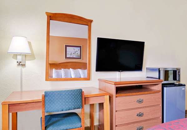  - Days Inn Morrilton - I-40, Exit 107