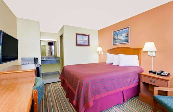 - Days Inn Morrilton - I-40, Exit 107