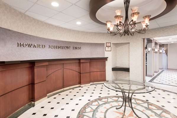  - Howard Johnson Inn Newburgh - I-87, Exit 17