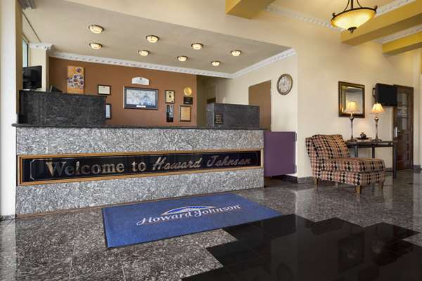  - Howard Johnson Express Inn Oklahoma City - I-40, Exit 145