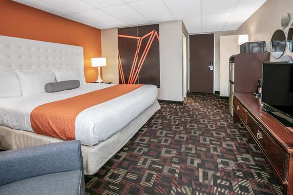  - Howard Johnson Express Inn Oklahoma City - I-40, Exit 145