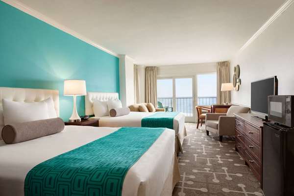  - Howard Johnson Plaza Hotel Oceanfront Ocean City