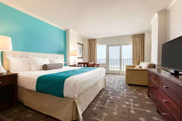  - Howard Johnson Plaza Hotel Oceanfront Ocean City