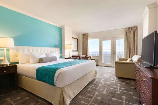  - Howard Johnson Plaza Hotel Oceanfront Ocean City