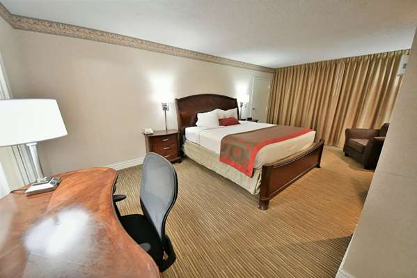 Suite - Ramada Inn Mandarin Jacksonville - I-295, Exit 5