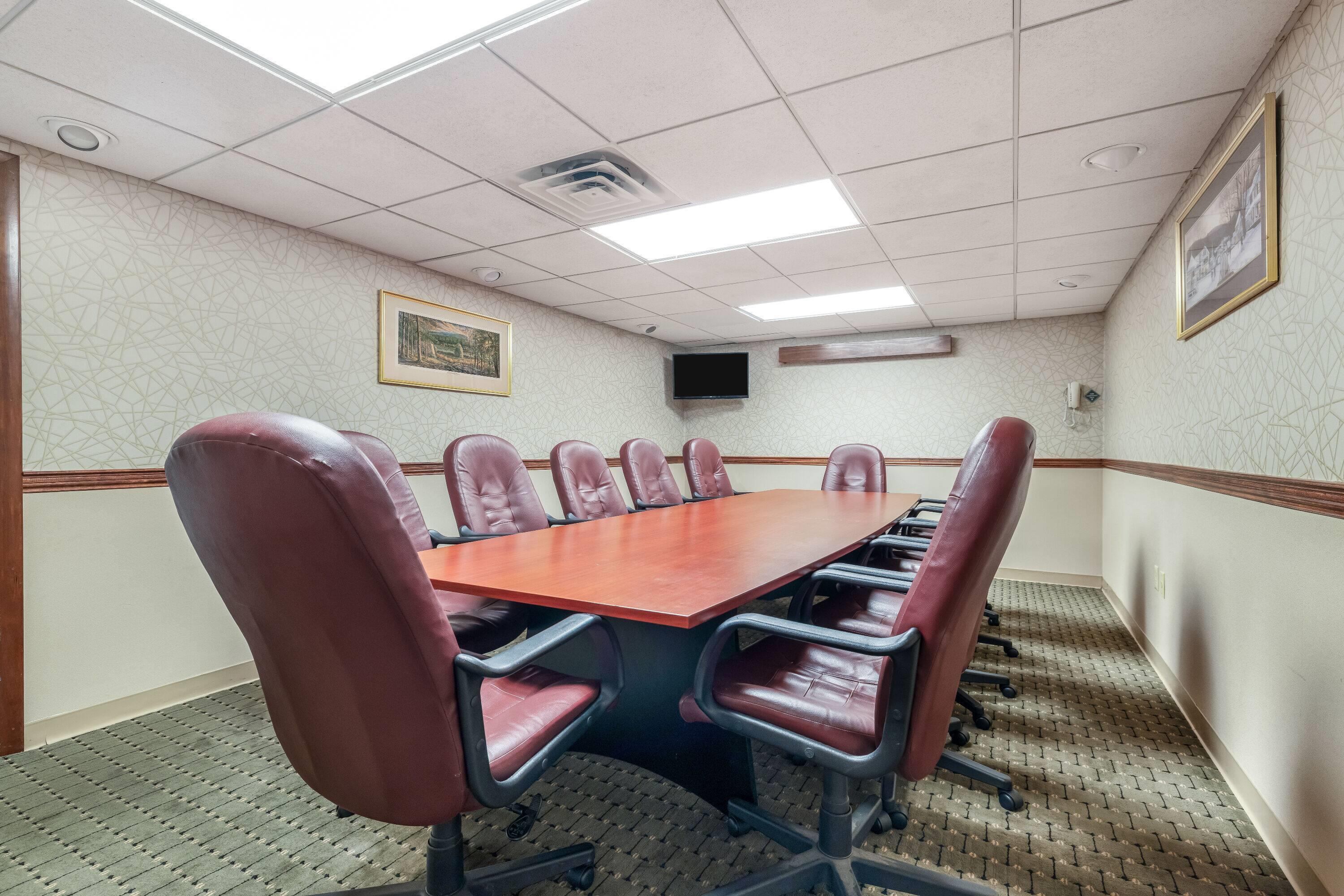 Meeting Room | Ramada by Wyndham State College Hotel & Conference Center