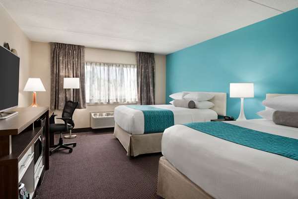  - Howard Johnson Hotel South Portland