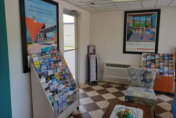  - Howard Johnson Inn Virginia Beach