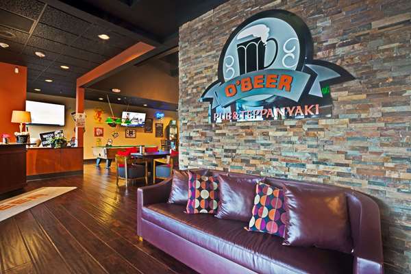 Bar - Ramada Inn SeaTacAirport Tukwila - I-405, Exit 1