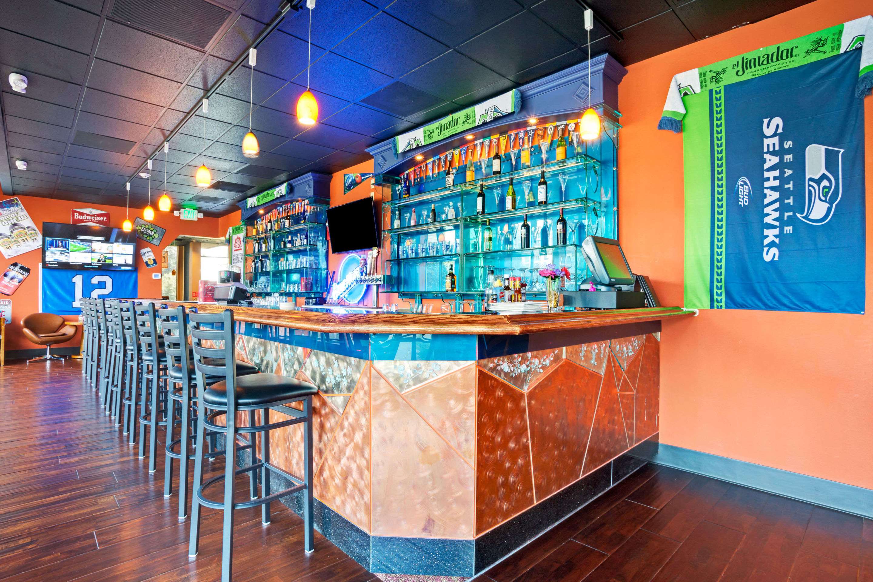 Lounge | Ramada by Wyndham Tukwila Southcenter