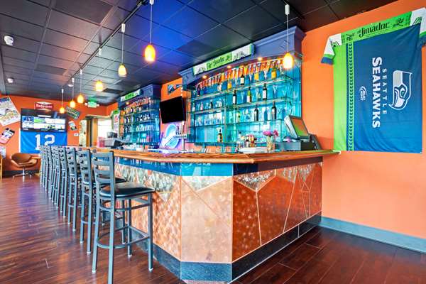 Bar - Ramada Inn SeaTacAirport Tukwila - I-405, Exit 1