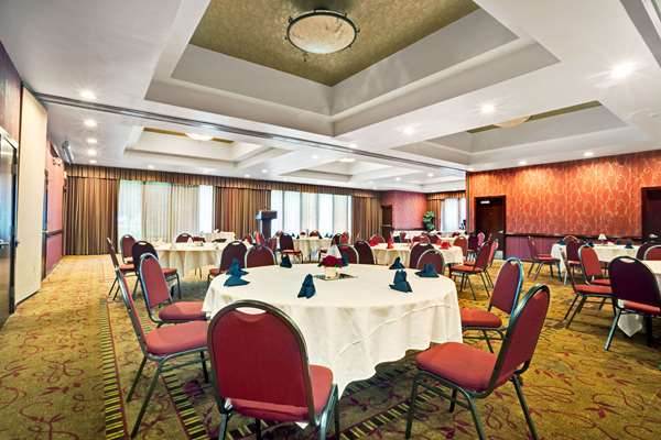  - Ramada Inn SeaTacAirport Tukwila - I-405, Exit 1