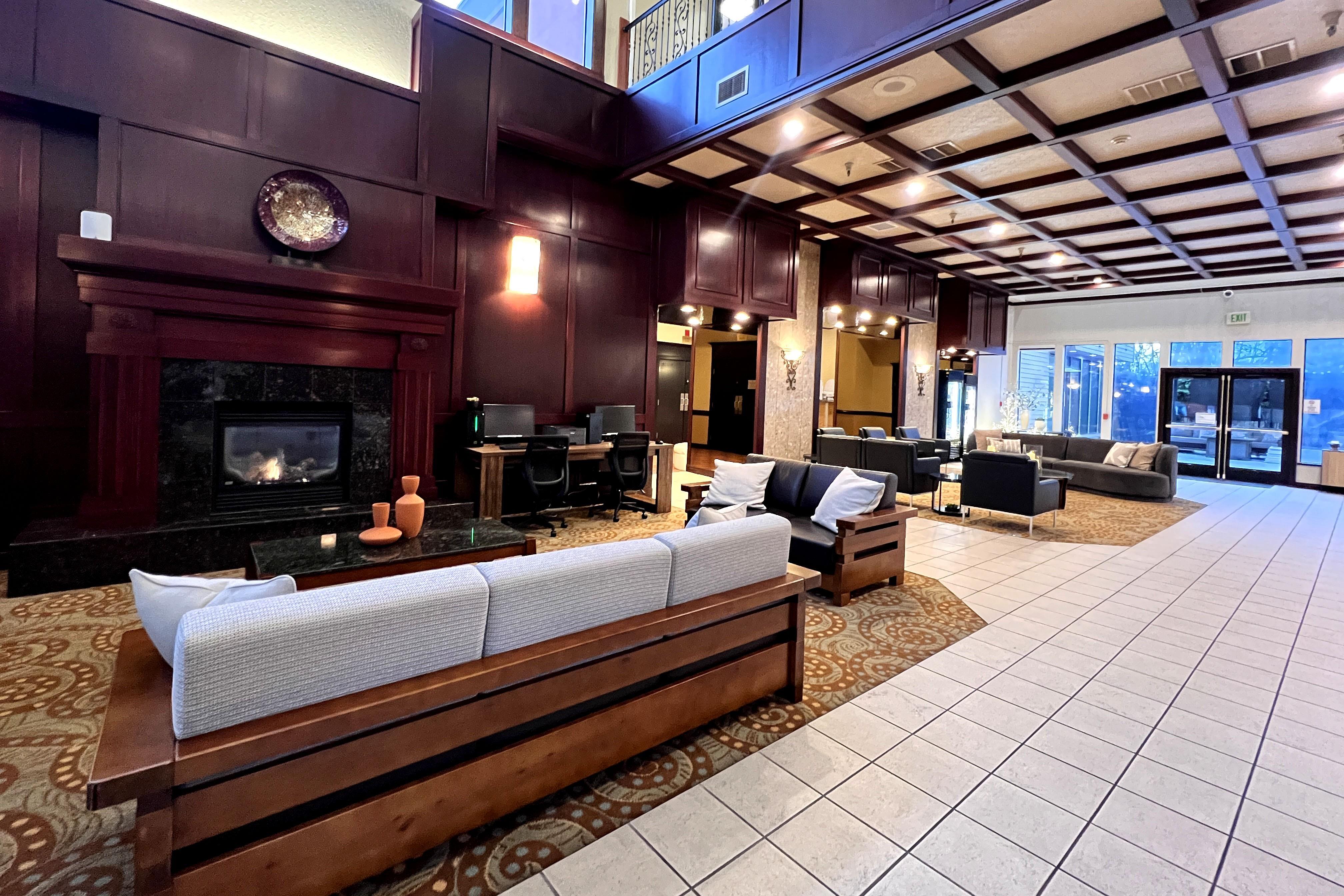 Exterior | Ramada by Wyndham Tukwila Southcenter