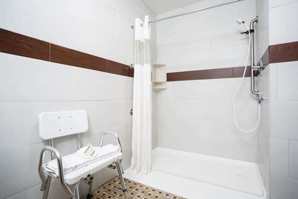  - Howard Johnson Express Inn Williams - I-40, Exit 163