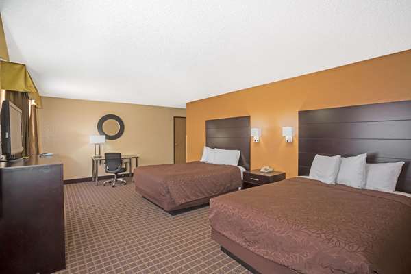  - Howard Johnson Express Inn Williams - I-40, Exit 163