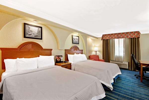  - Days Inn Airport San Antonio